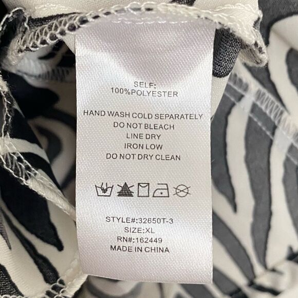 Milk & Honey Animal Print Zebra Cowl Neck Tank Top Ajustable Straps Size XL NWT - Picture 5 of 8